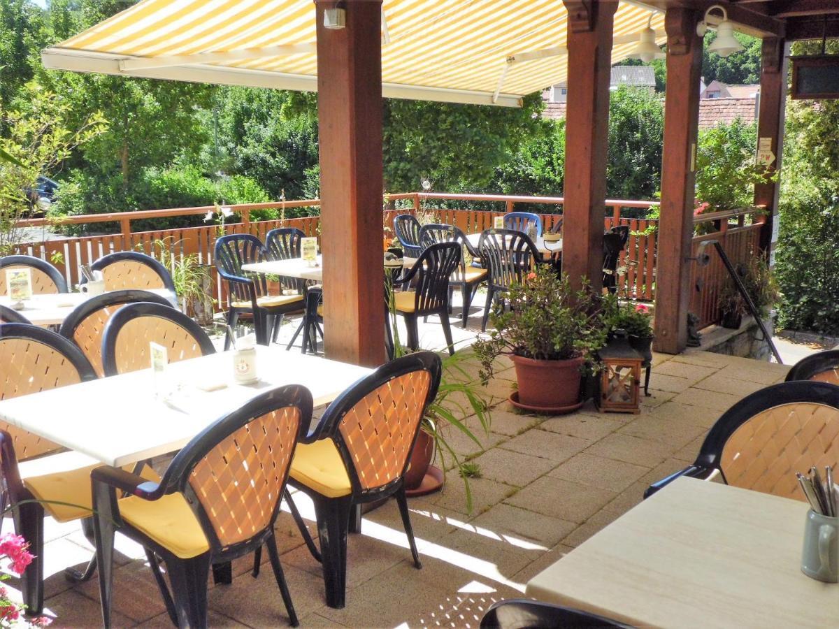 Restaurant - Pension Herrgottstal クレーグリンゲン エクステリア 写真